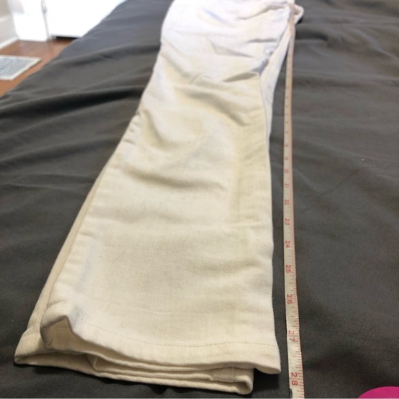 Forever 21 White Distressed Jeans Size 26 - Picture 2 of 12